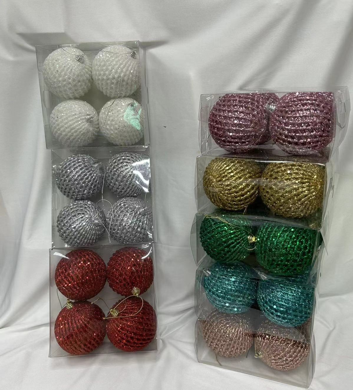 CHRISTMAS ORNAMENTS/DECORATION