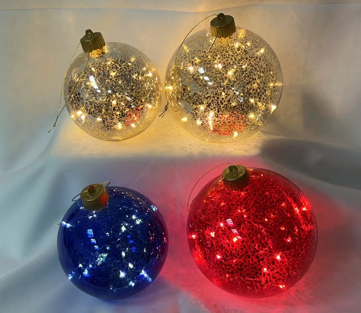 GLASS ORNAMENTS/DECORATION