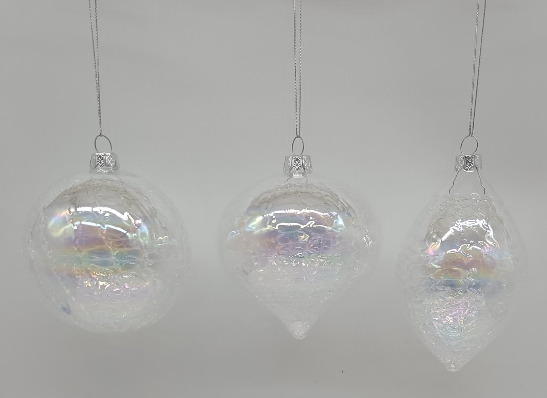 GLASS ORNAMENTS/DECORATION